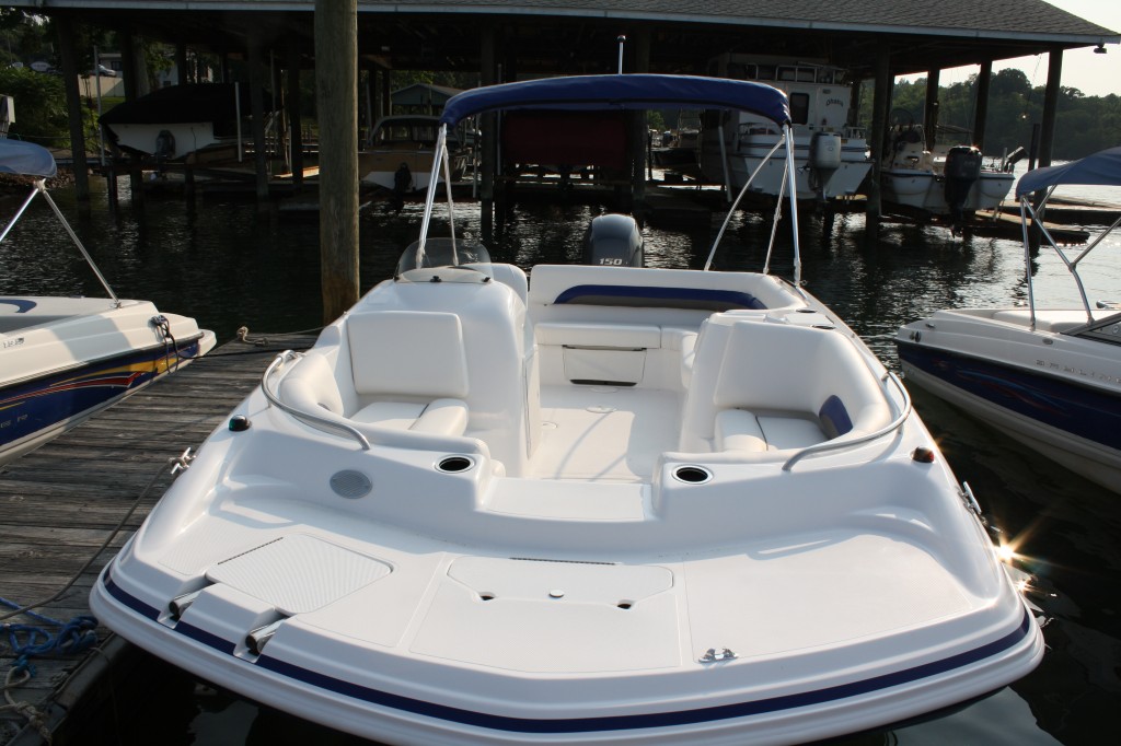 deck boat deck boat